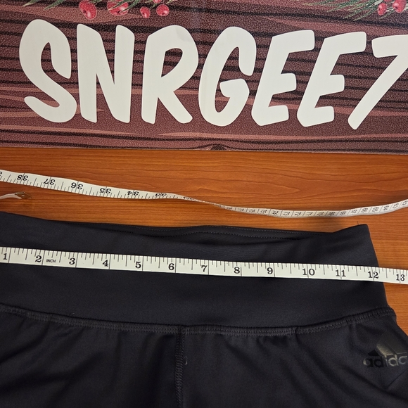 ADIDAS FULL LENGTH BLACK CLIMALITE LEGGINGS W/BLACK WRITING sz S PRELOVED - Picture 6 of 7